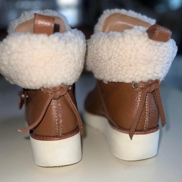 Coach Urban Hiker Shearling Boots -7B - Picture 5 of 7